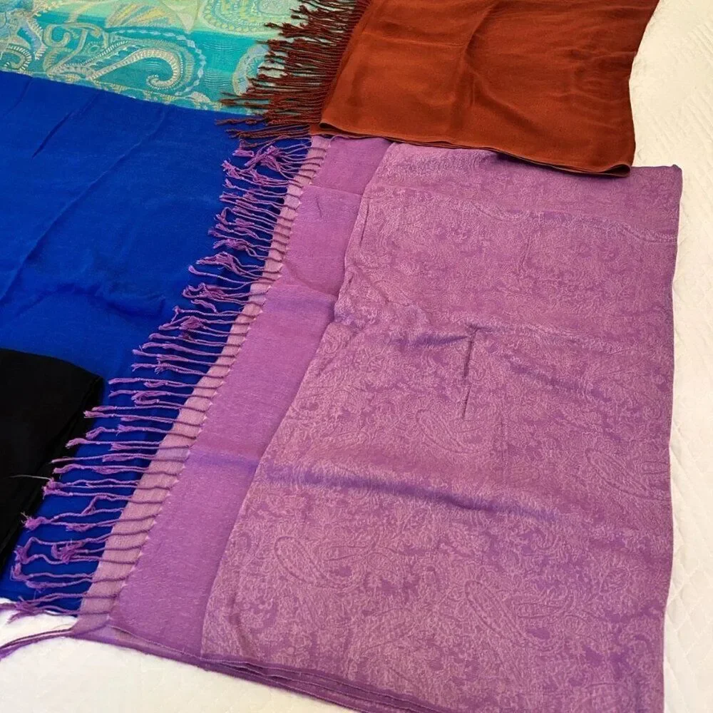 WOMEN's Scarves/Wraps, LOT OF 5
